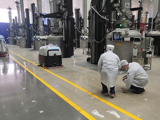 有了坦力工業(yè)無人掃地機(jī)器人，招工難？清潔難？不存在