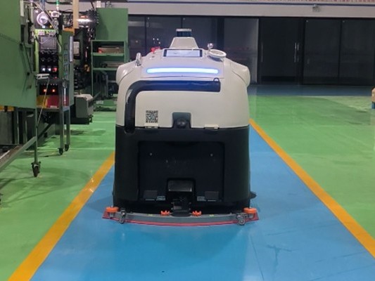 驚爆！電子廠國慶清潔工糾紛，坦力工業(yè)掃地機(jī)器人成救星